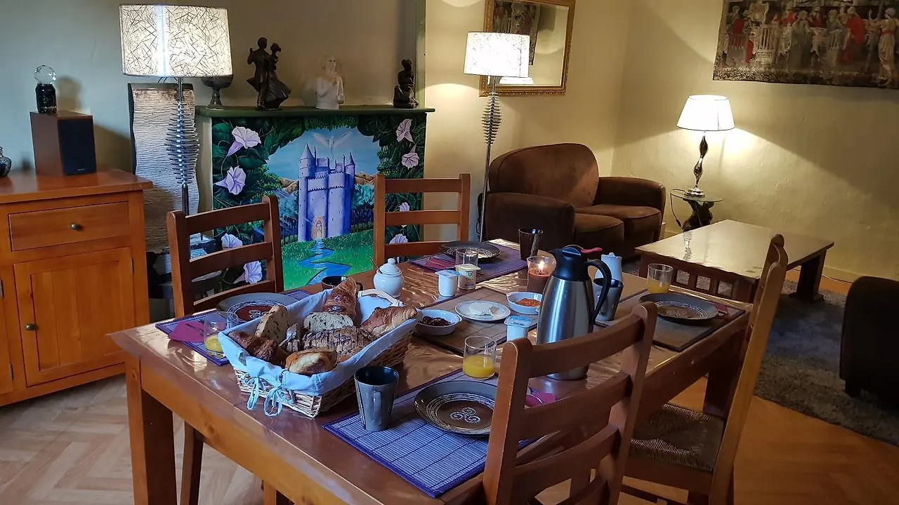 Chambres D'Hotes La Maison Du Graal Paimpont 0*,  France